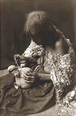 Potire mohave. Photographie de Georges Devereux